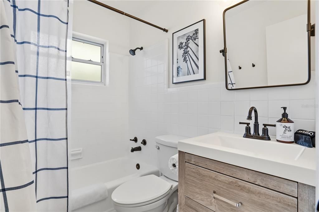 En Venta: $499,000 (3 camas, 2 baños, 1306 Pies cuadrados)