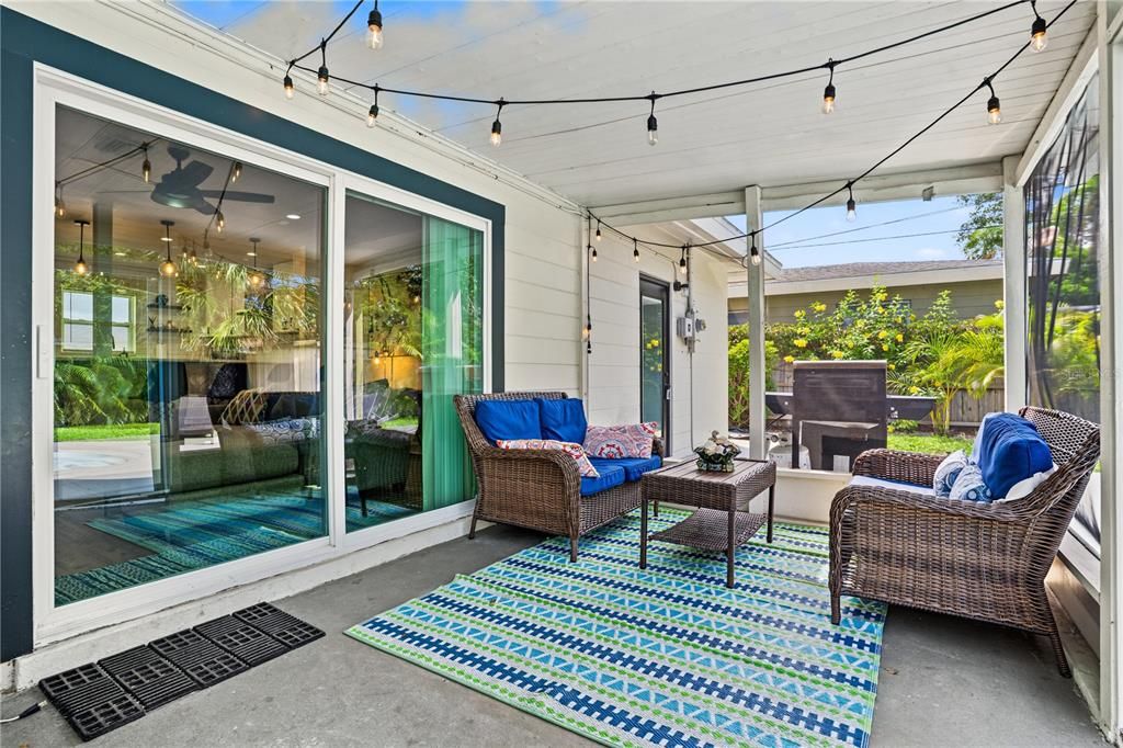En Venta: $499,000 (3 camas, 2 baños, 1306 Pies cuadrados)