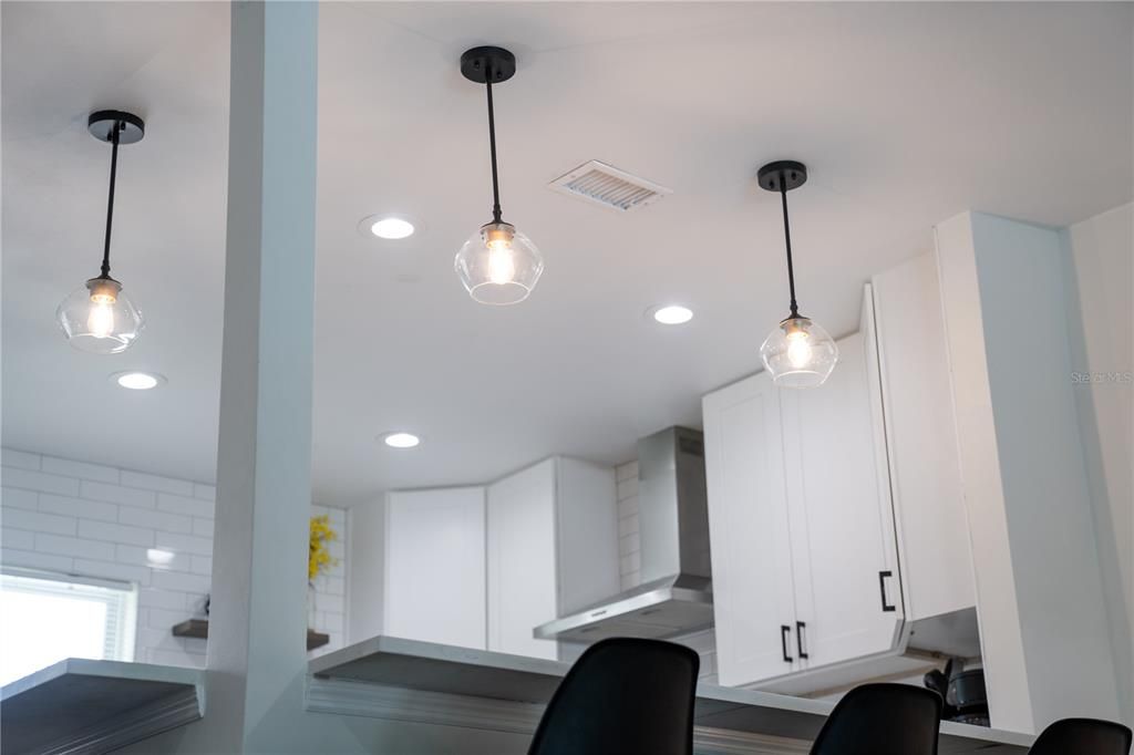 En Venta: $499,000 (3 camas, 2 baños, 1306 Pies cuadrados)