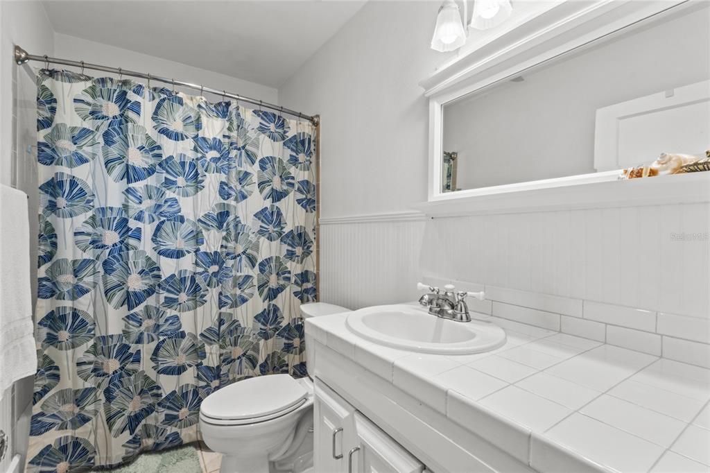 Active With Contract: $599,000 (2 beds, 2 baths, 1250 Square Feet)