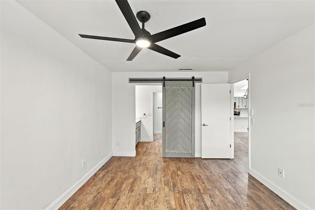 En Venta: $230,000 (2 camas, 2 baños, 982 Pies cuadrados)