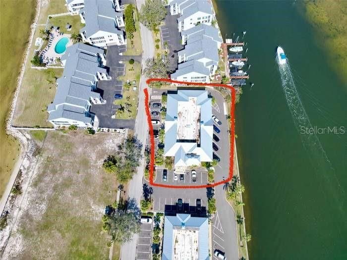 For Sale: $139,000 (1 beds, 1 baths, 355 Square Feet)