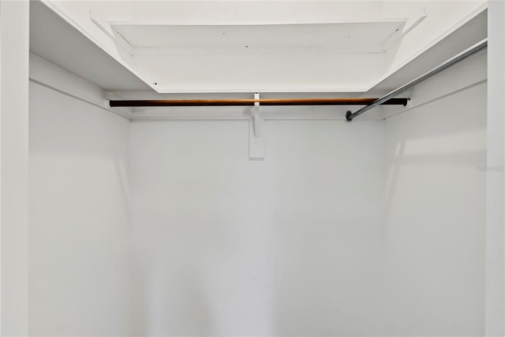 En Venta: $230,000 (2 camas, 2 baños, 990 Pies cuadrados)