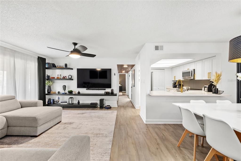 For Rent: $1,650 (2 beds, 2 baths, 1231 Square Feet)