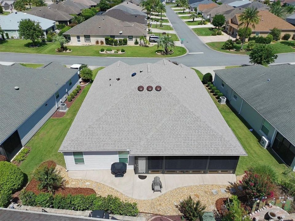 Active With Contract: $479,900 (3 beds, 2 baths, 1944 Square Feet)