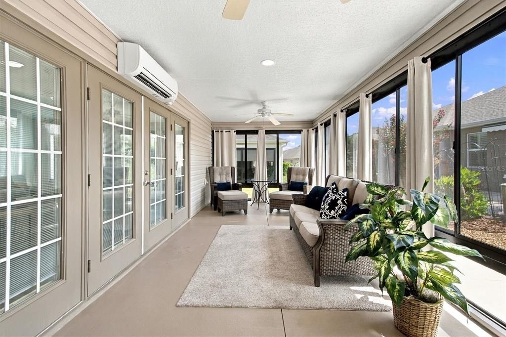 Active With Contract: $479,900 (3 beds, 2 baths, 1944 Square Feet)