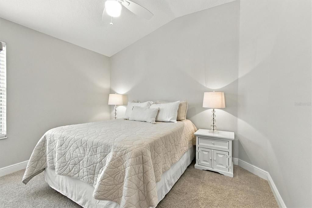 Active With Contract: $479,900 (3 beds, 2 baths, 1944 Square Feet)