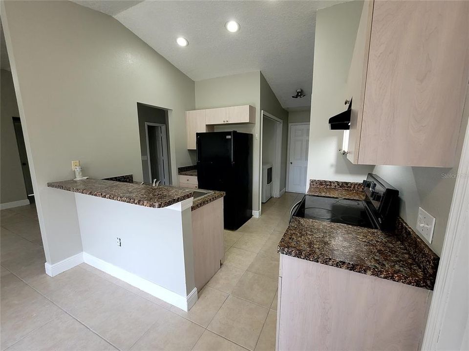 For Rent: $1,575 (3 beds, 2 baths, 1245 Square Feet)
