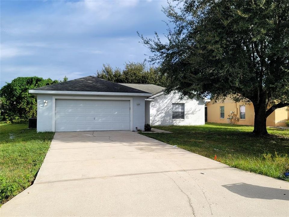For Rent: $1,575 (3 beds, 2 baths, 1245 Square Feet)