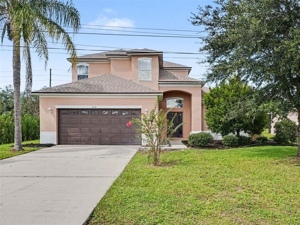 For Sale: $294,900 (4 beds, 2 baths, 2086 Square Feet)