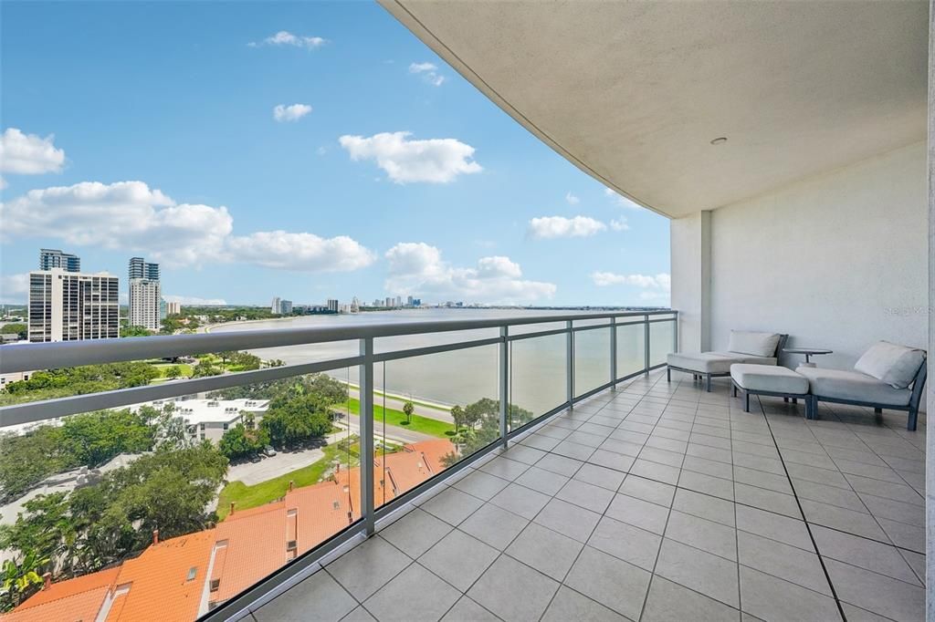 На продажу: $2,899,000 (3 спален, 3 ванн, 3237 Квадратных фут)
