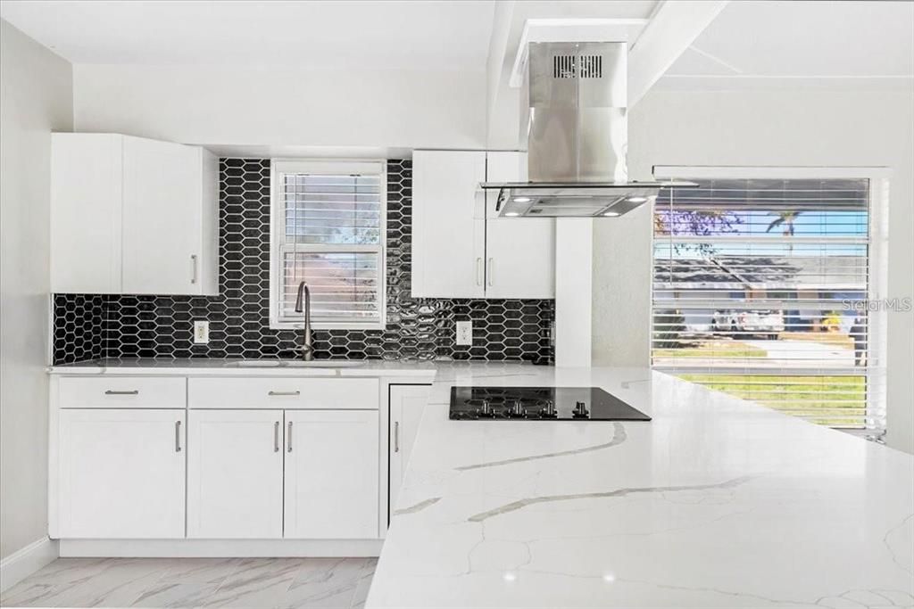 For Sale: $359,900 (4 beds, 3 baths, 1222 Square Feet)