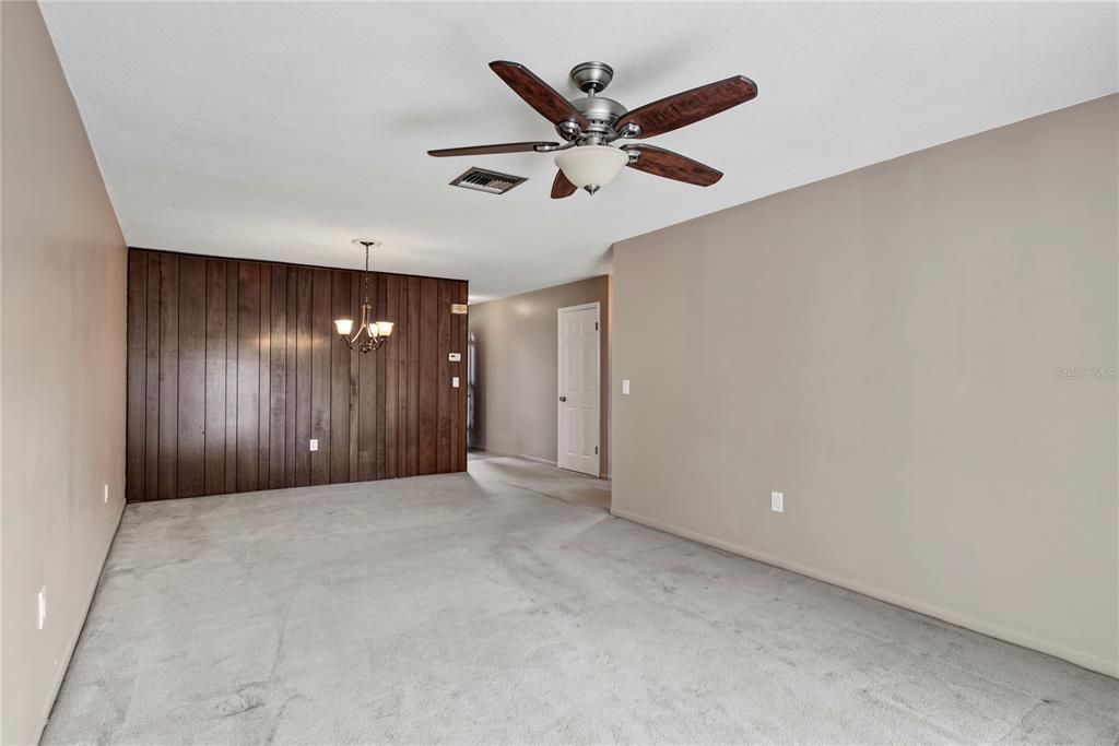 En Venta: $220,000 (2 camas, 2 baños, 990 Pies cuadrados)