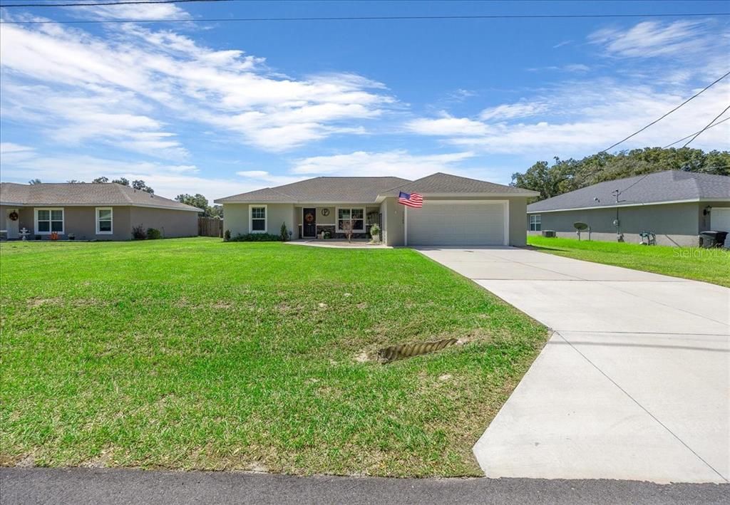 For Sale: $285,000 (3 beds, 2 baths, 1667 Square Feet)