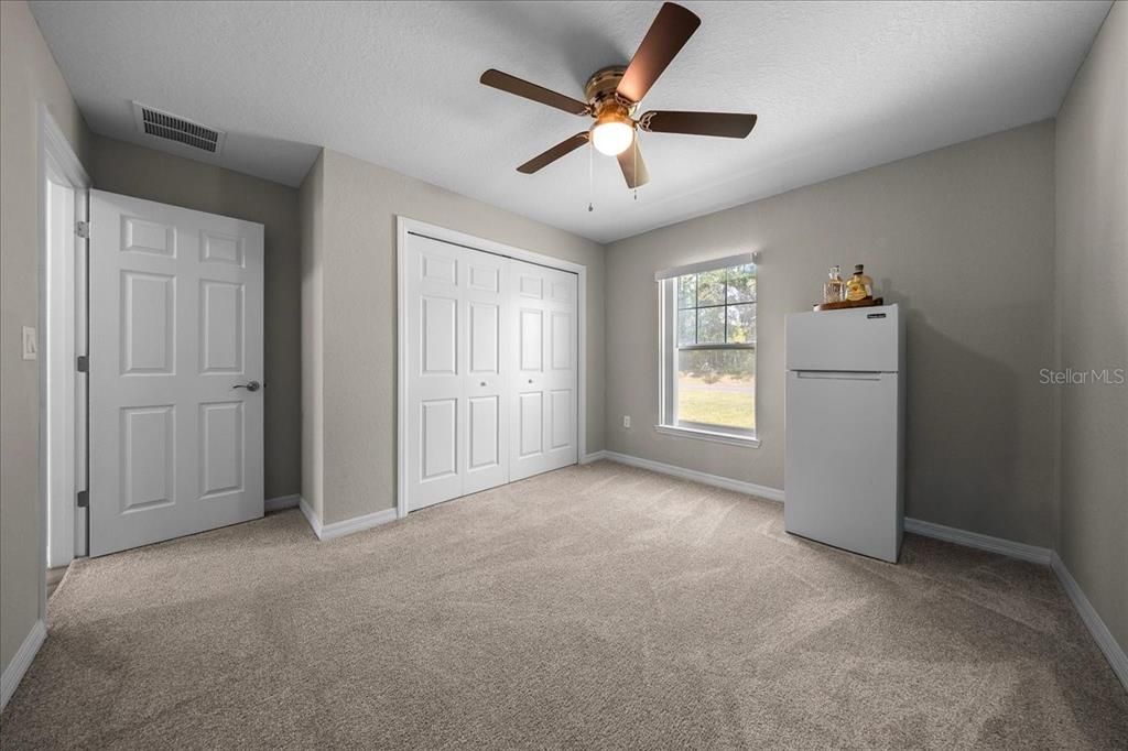 For Sale: $285,000 (3 beds, 2 baths, 1667 Square Feet)