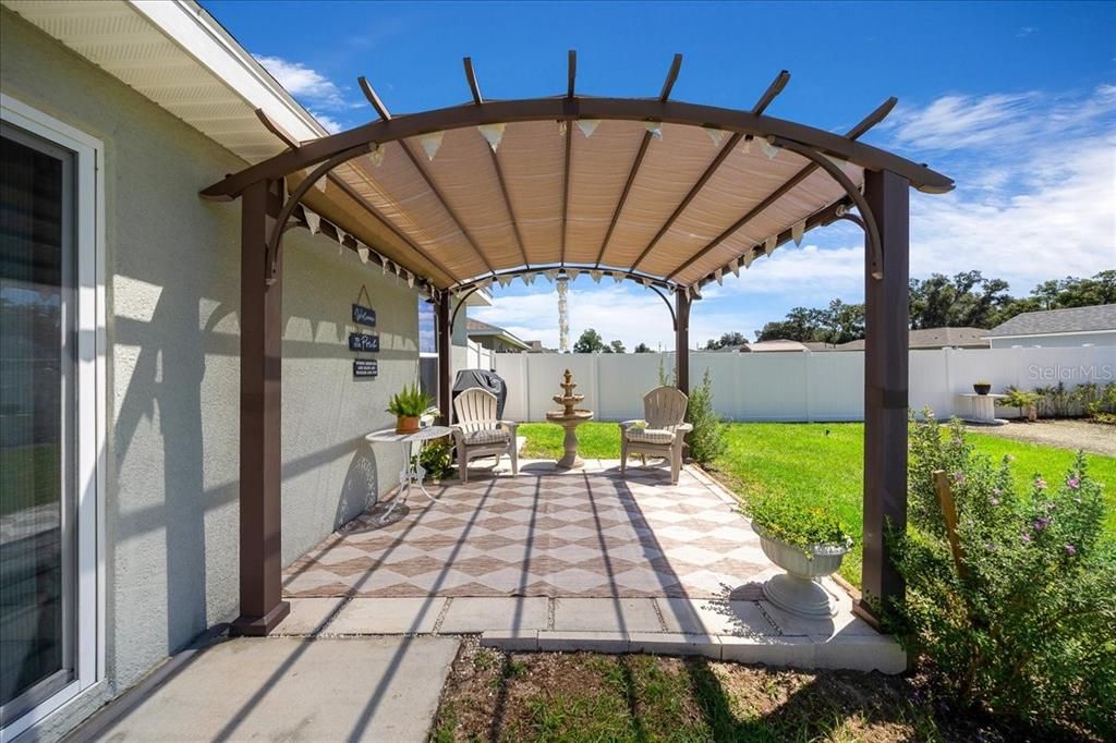 For Sale: $285,000 (3 beds, 2 baths, 1667 Square Feet)