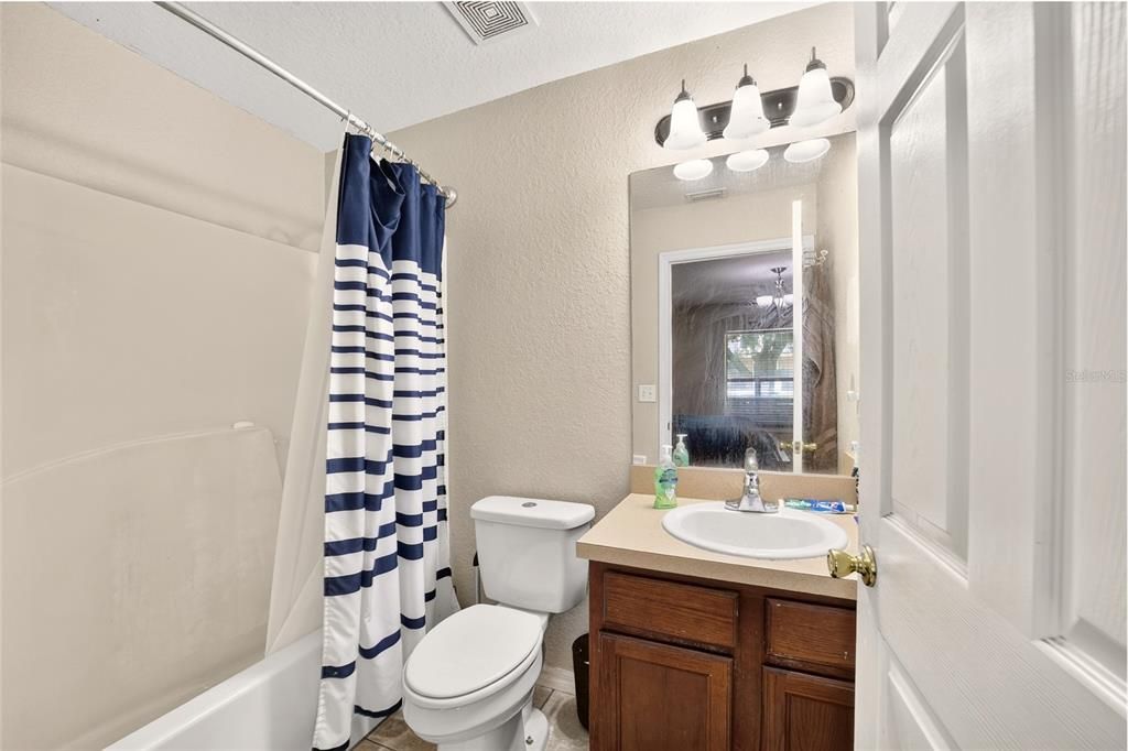 For Sale: $229,900 (3 beds, 2 baths, 1362 Square Feet)