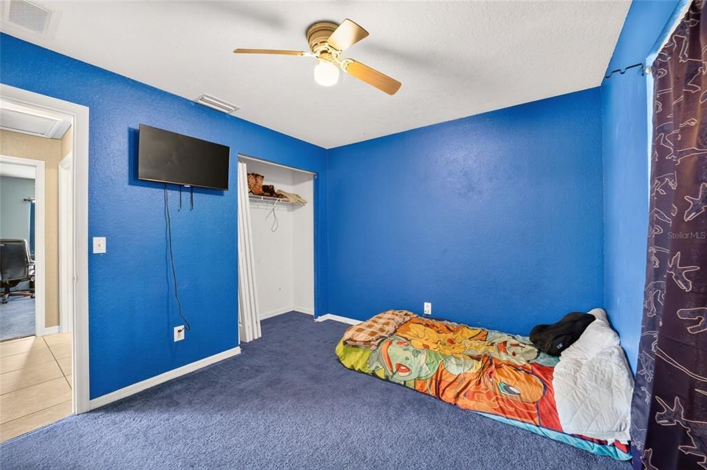 For Sale: $229,900 (3 beds, 2 baths, 1362 Square Feet)