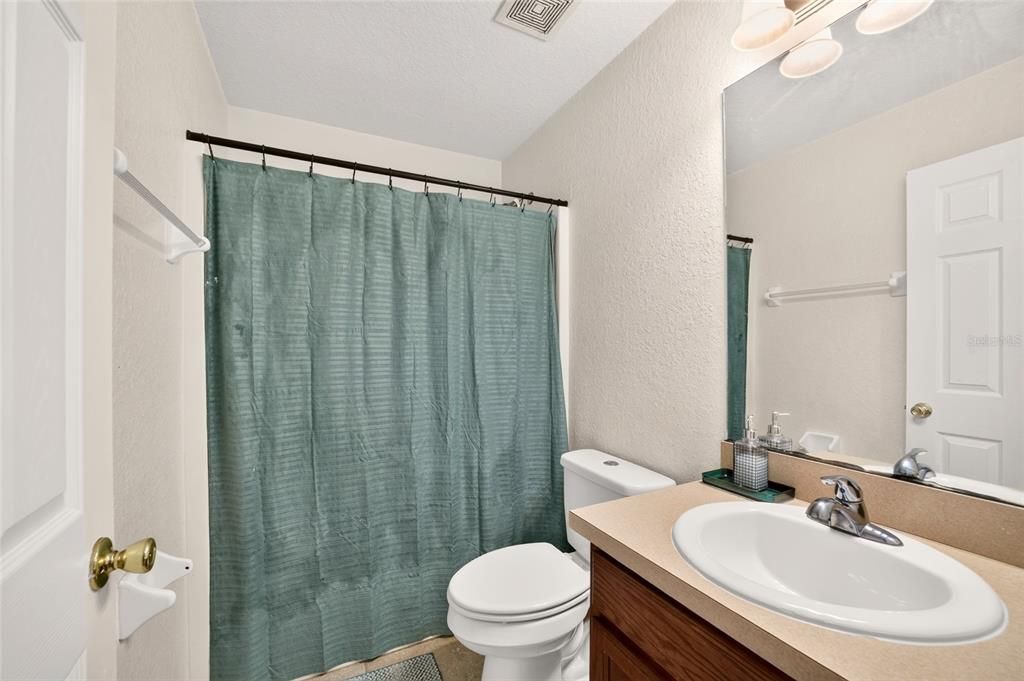 For Sale: $229,900 (3 beds, 2 baths, 1362 Square Feet)