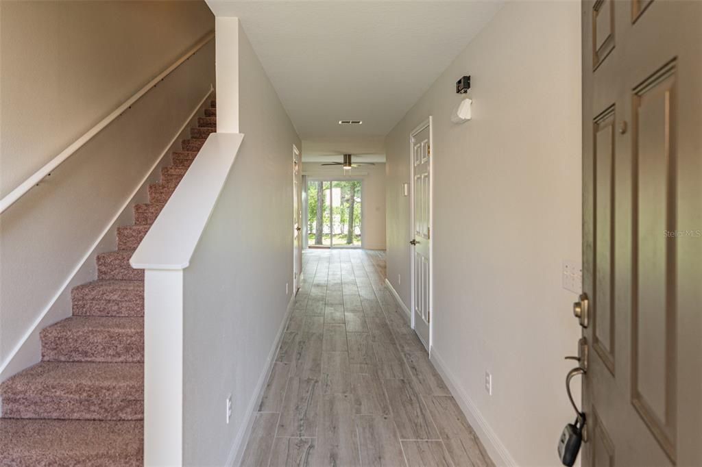 For Rent: $1,995 (2 beds, 2 baths, 1344 Square Feet)