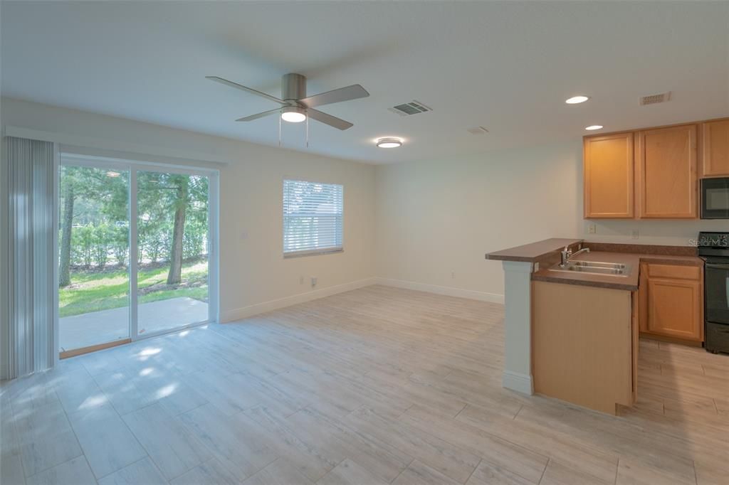 For Rent: $1,995 (2 beds, 2 baths, 1344 Square Feet)