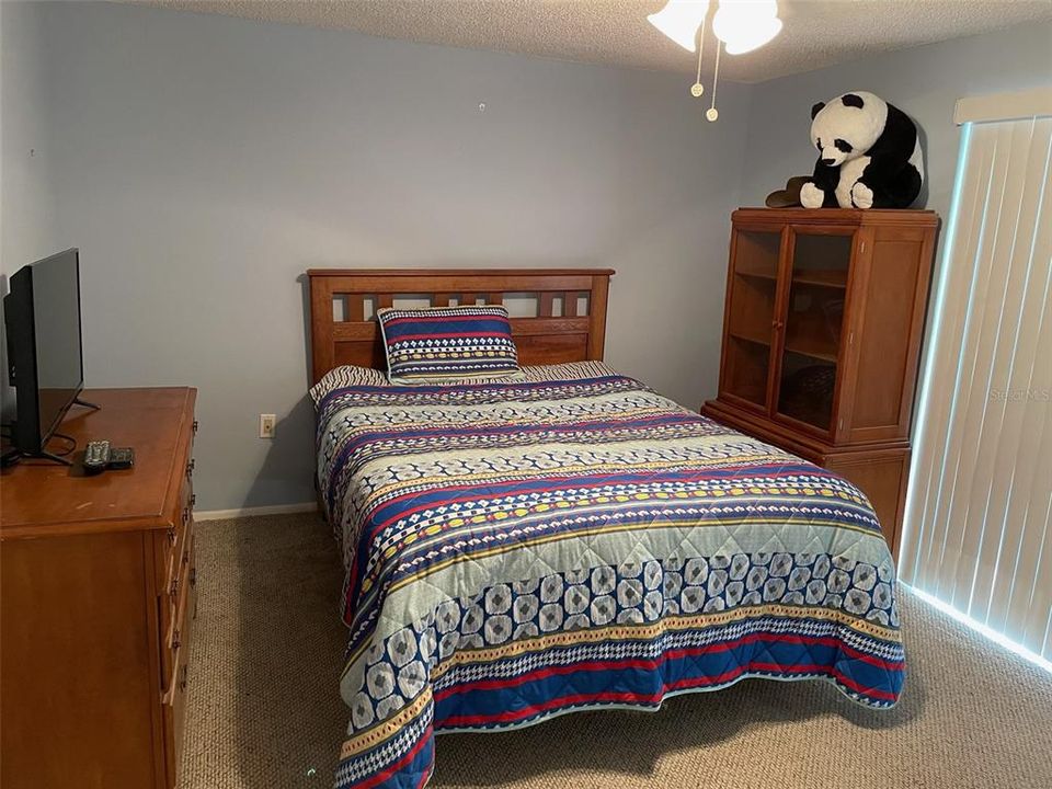 For Sale: $65,000 (1 beds, 1 baths, 624 Square Feet)