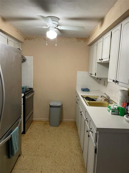 For Sale: $65,000 (1 beds, 1 baths, 624 Square Feet)