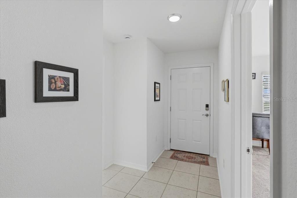 For Sale: $364,000 (5 beds, 2 baths, 2052 Square Feet)