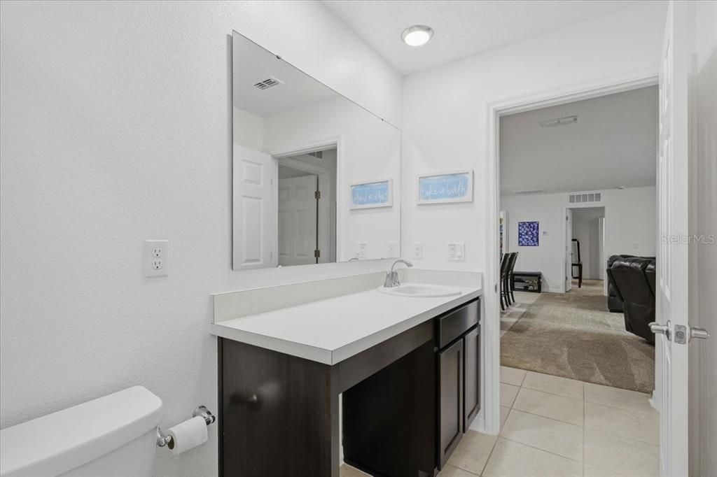For Sale: $364,000 (5 beds, 2 baths, 2052 Square Feet)