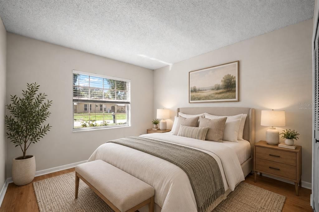 Active With Contract: $325,000 (3 beds, 2 baths, 1580 Square Feet)