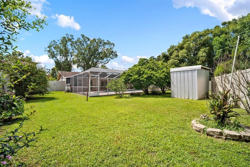 Active With Contract: $325,000 (3 beds, 2 baths, 1580 Square Feet)