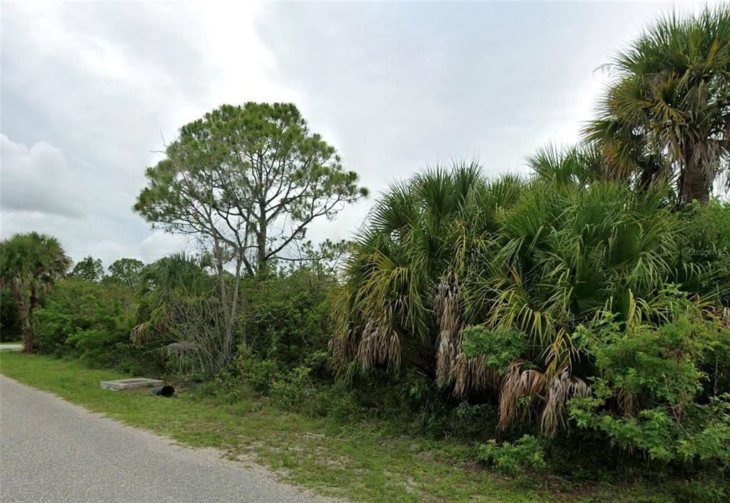 En Venta: $61,900 (0.55 acres)