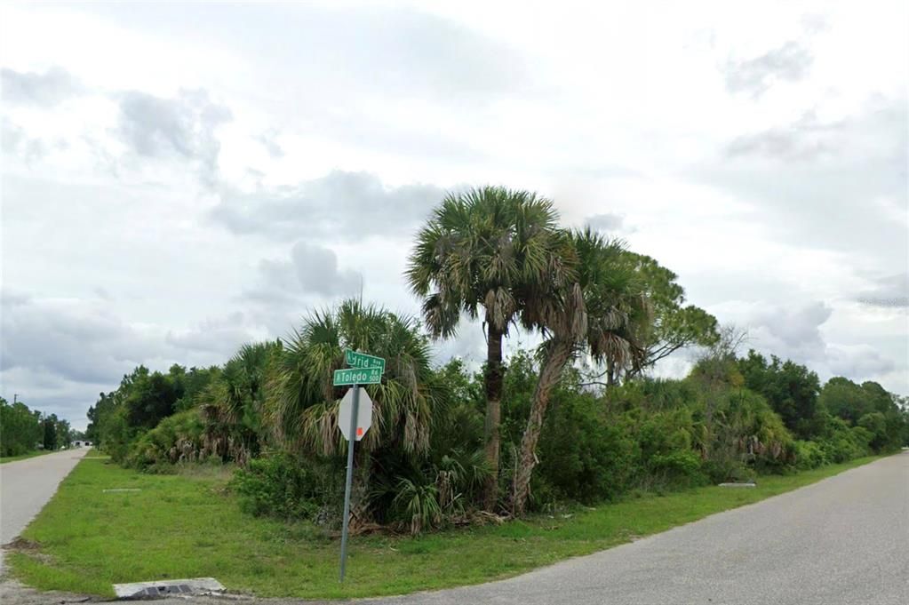 En Venta: $61,900 (0.55 acres)
