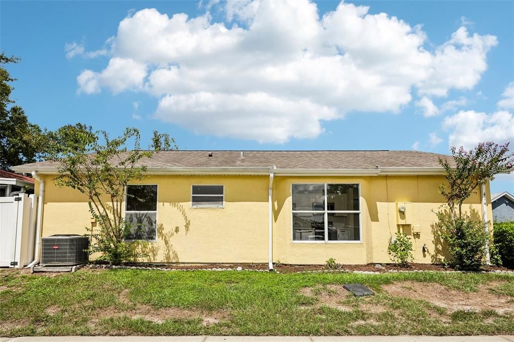 En Venta: $309,000 (3 camas, 2 baños, 1101 Pies cuadrados)