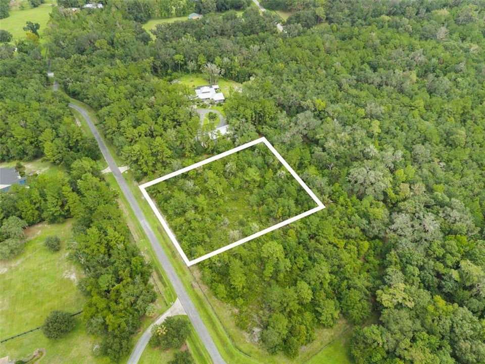 En Venta: $250,000 (5.12 acres)