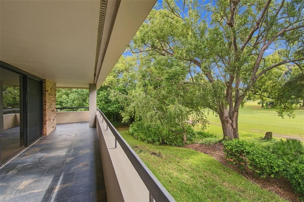 For Sale: $549,900 (2 beds, 2 baths, 1660 Square Feet)