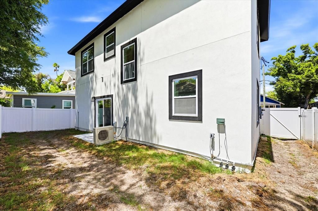 For Sale: $489,500 (3 beds, 2 baths, 1419 Square Feet)