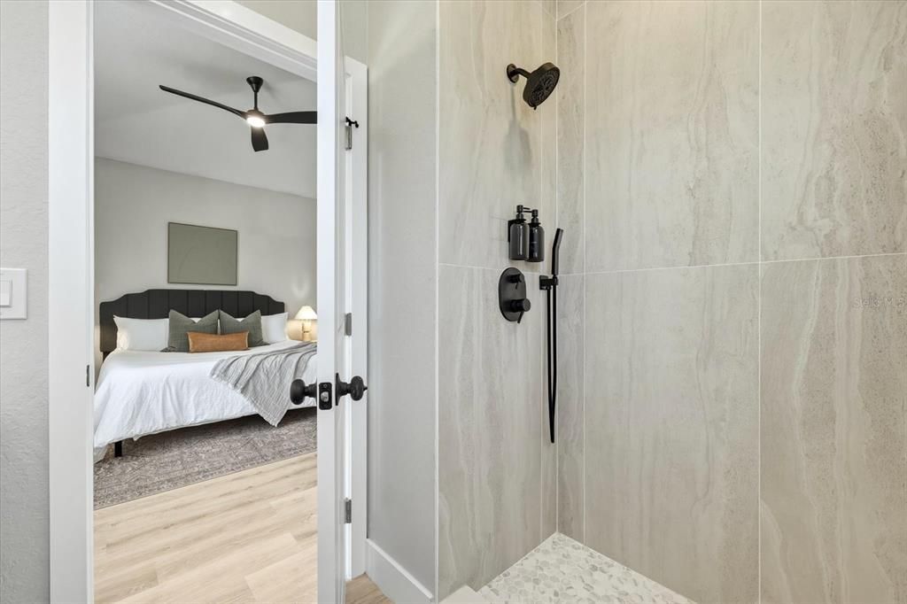 For Sale: $489,500 (3 beds, 2 baths, 1419 Square Feet)