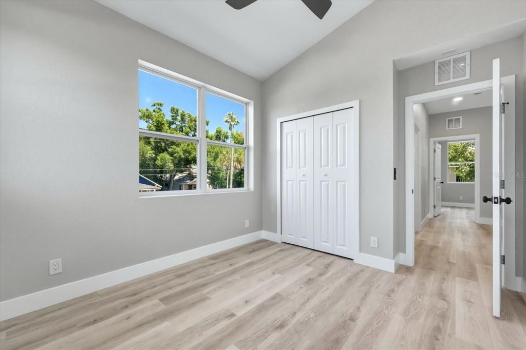 For Sale: $489,500 (3 beds, 2 baths, 1419 Square Feet)