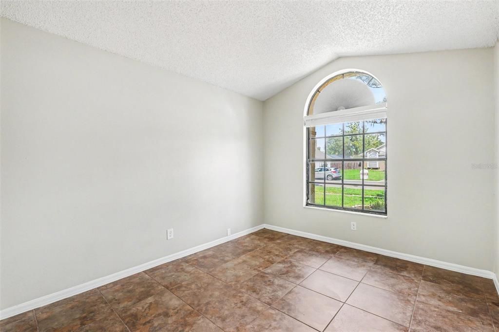For Sale: $314,900 (3 beds, 2 baths, 1511 Square Feet)
