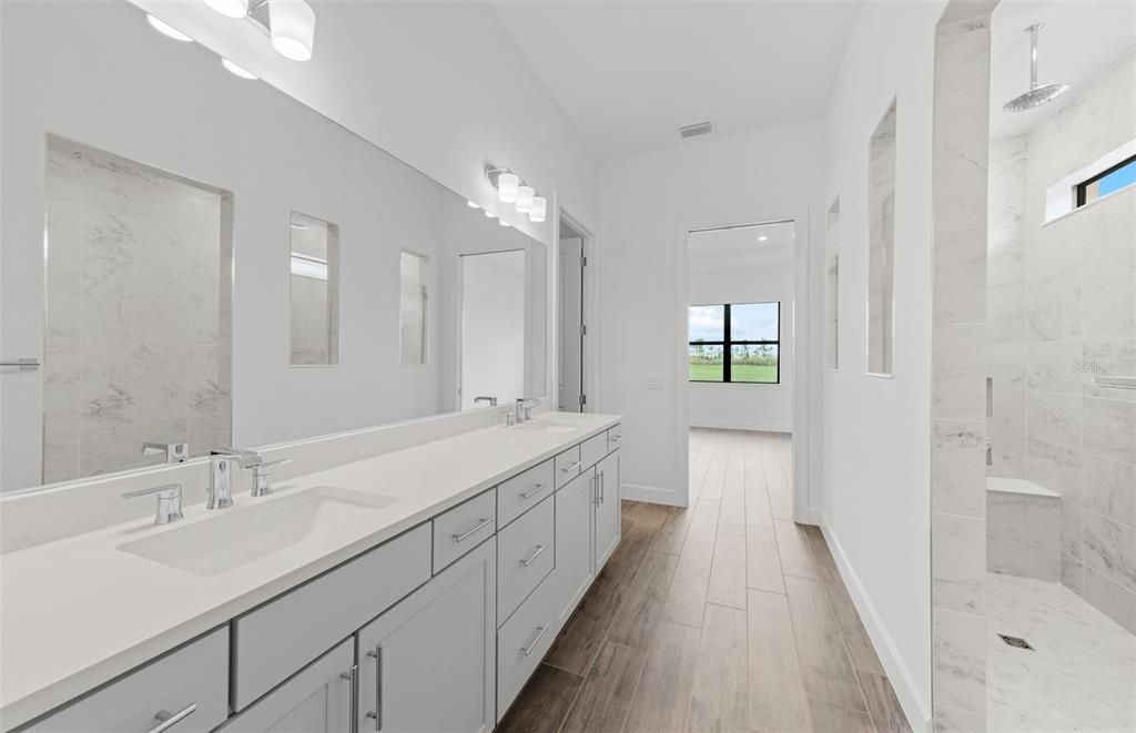На продажу: $959,990 (3 спален, 3 ванн, 2483 Квадратных фут)
