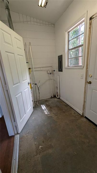 For Rent: $1,575 (2 beds, 1 baths, 1050 Square Feet)