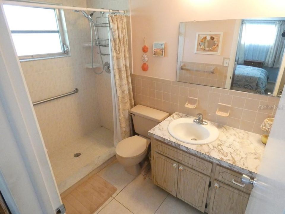 For Sale: $219,900 (2 beds, 2 baths, 1399 Square Feet)