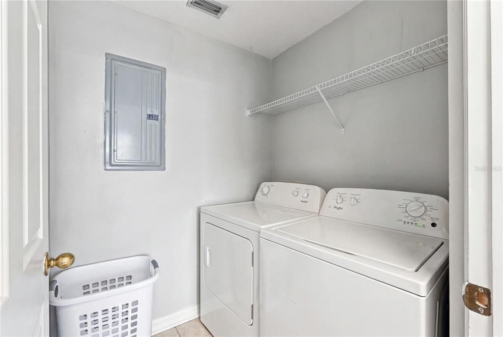 En Venta: $237,000 (2 camas, 2 baños, 999 Pies cuadrados)