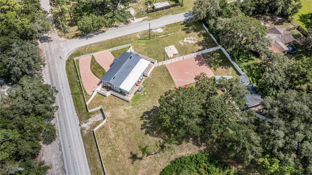 For Sale: $449,900 (4 beds, 3 baths, 2034 Square Feet)