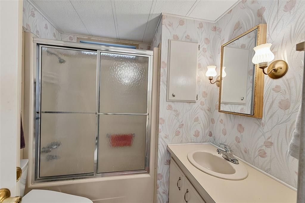На продажу: $135,000 (2 спален, 2 ванн, 1080 Квадратных фут)