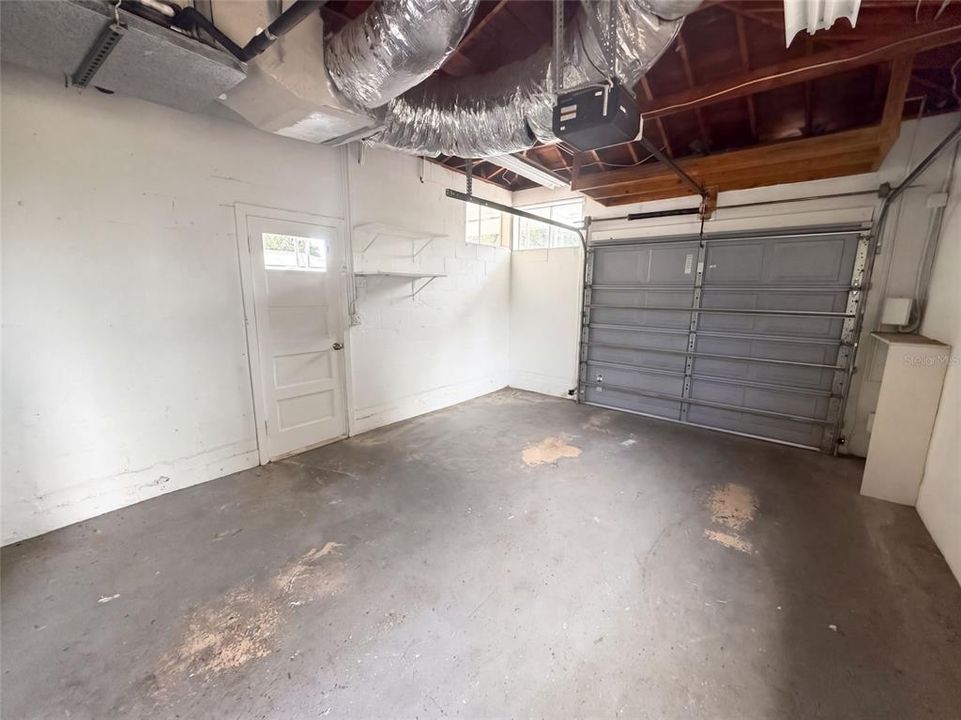 For Sale: $490,000 (3 beds, 2 baths, 1697 Square Feet)