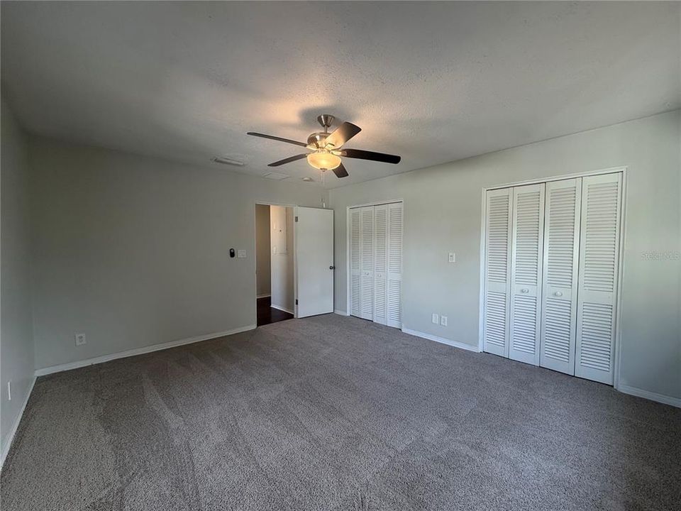 For Sale: $490,000 (3 beds, 2 baths, 1697 Square Feet)