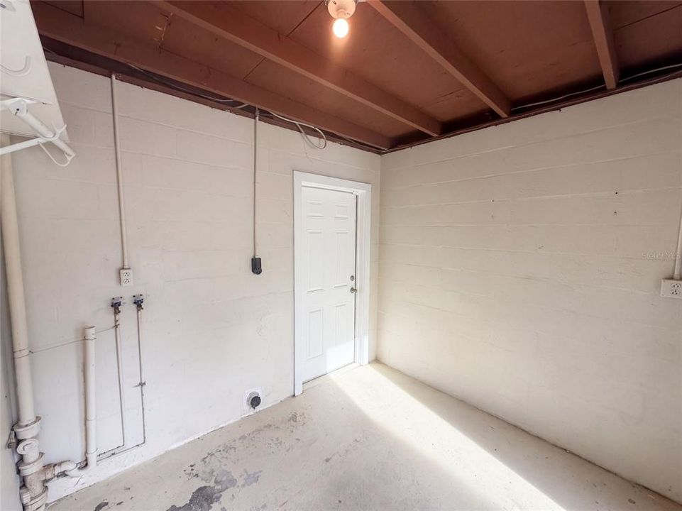 For Sale: $490,000 (3 beds, 2 baths, 1697 Square Feet)