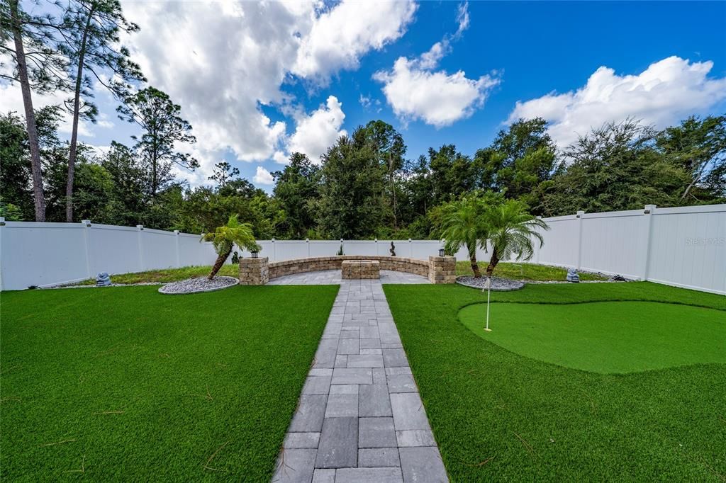 En Venta: $430,990 (4 camas, 2 baños, 2526 Pies cuadrados)